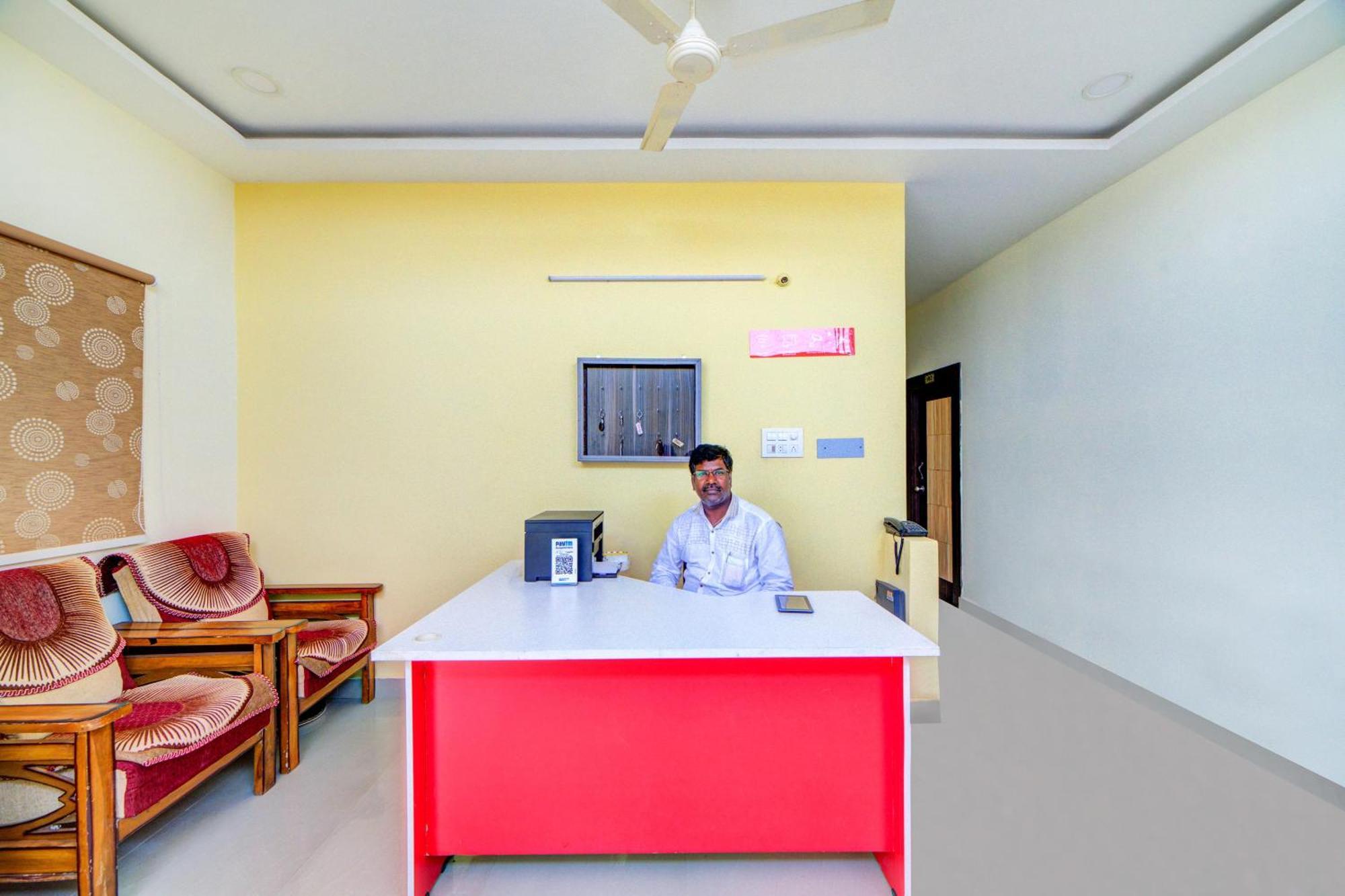 Hotel O Ksl Guest House Karimnagar Εξωτερικό φωτογραφία