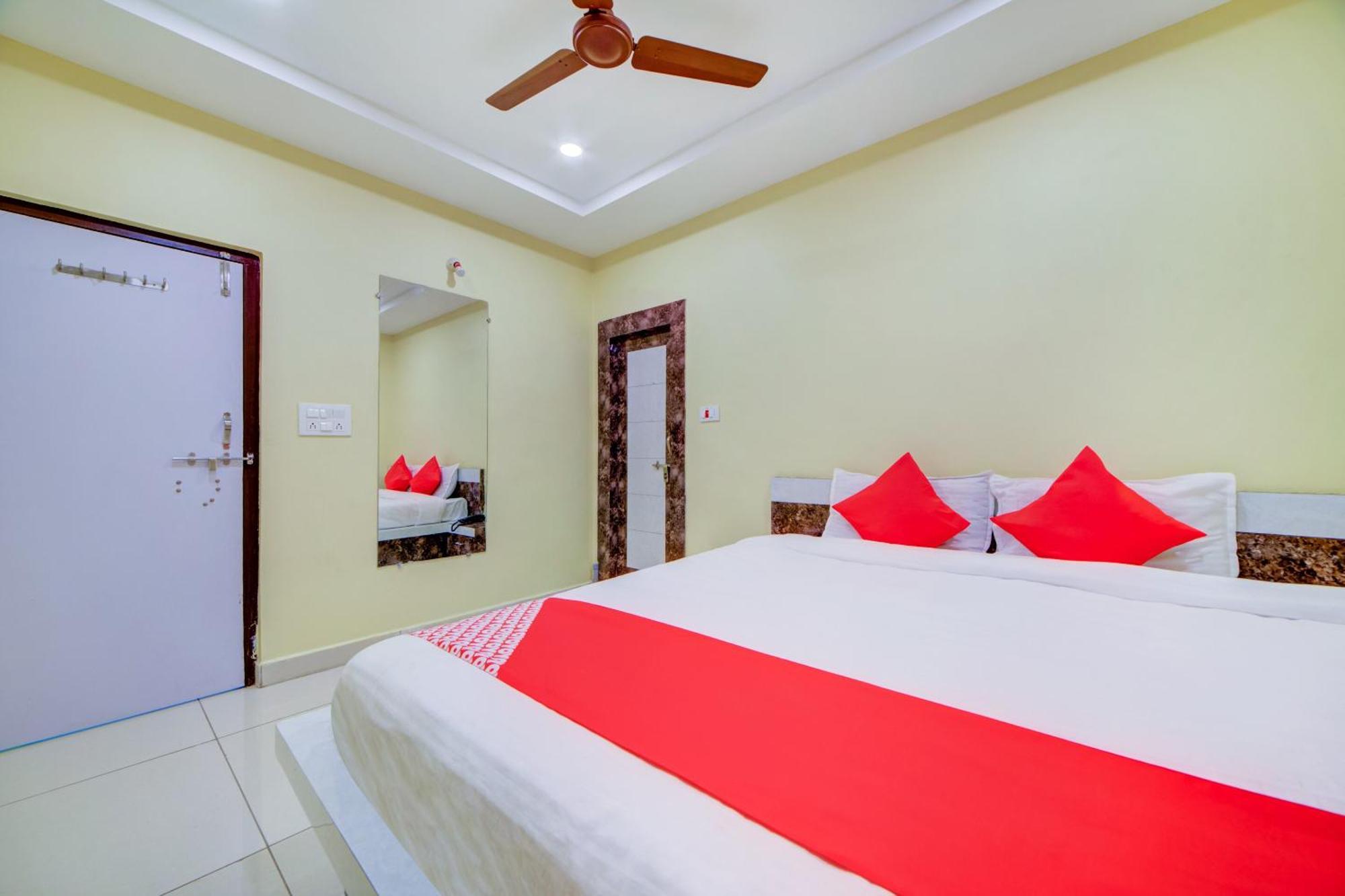 Hotel O Ksl Guest House Karimnagar Εξωτερικό φωτογραφία