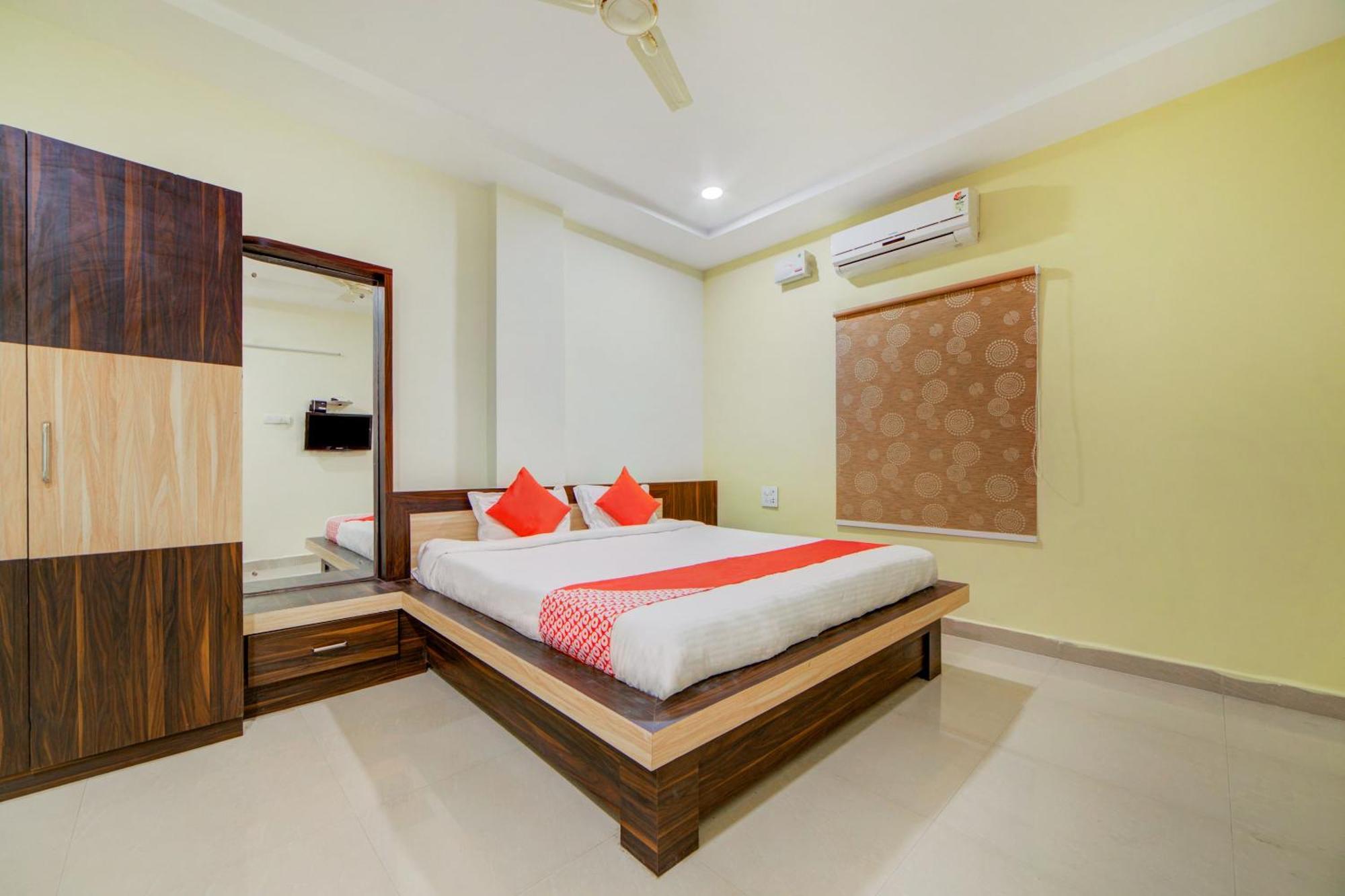 Hotel O Ksl Guest House Karimnagar Εξωτερικό φωτογραφία